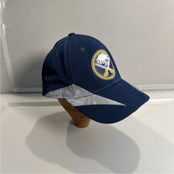 Buffalo Sabres Reebok Center Ice Collection Fitted Hat Sz Sm/Med Embroidered Y2K - Picture 2 of 8